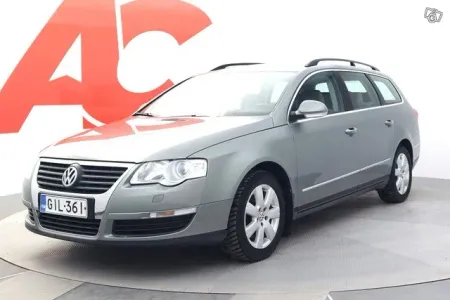 Volkswagen Passat Variant Comfortline 1,4 TSI 90 kW DSG-automaatti - / Lohkolämmitin + sisätilanpistoke / Sähkötakaluukku / Vakkari / Vetokoukku / JUURI KATSASTETTU Uusi akku...